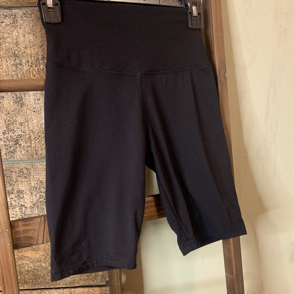 Baseline Bike shorts XS mid-thigh black